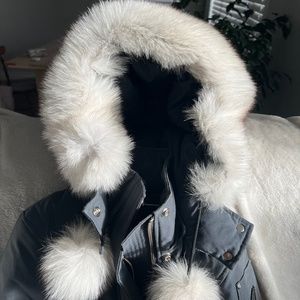 Moose Knuckles Original Saskatchewan Parka - Size XS